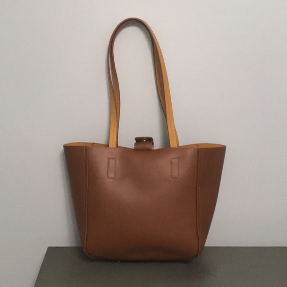 Tommy Bahama Reversible Faux Leather Tote Wristlet - Picture 9 of 16